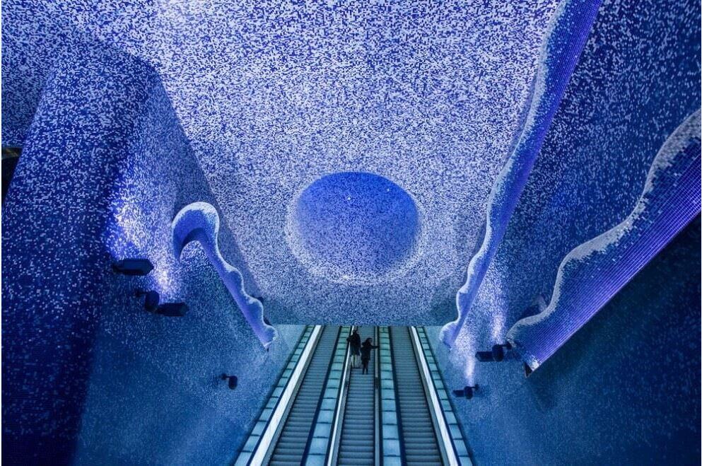 欧洲地铁 托莱多 那不勒斯 Toledo Napoli station
