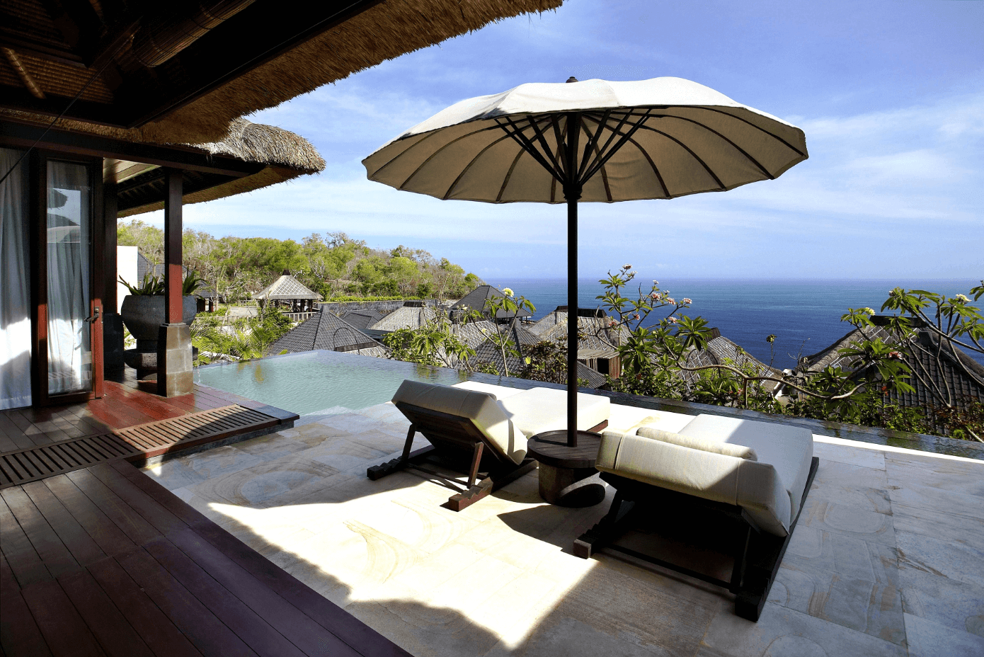 巴厘岛宝格丽度假村Bulgari Hotels & Resorts Bali  时尚奢侈品品牌酒店 庭院 海景