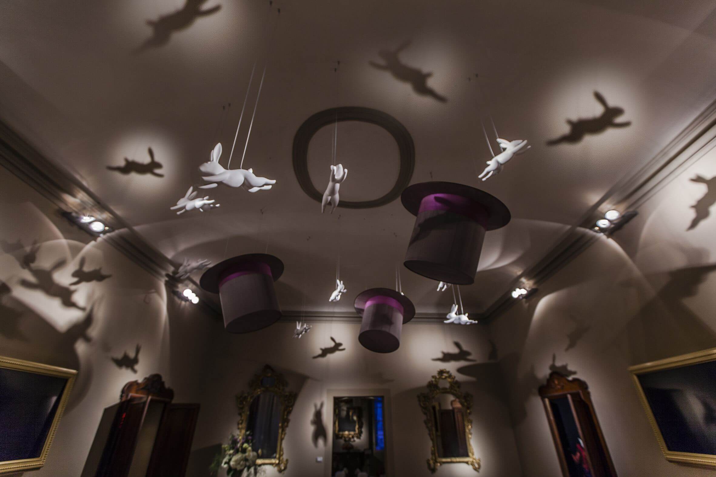 设计师Francesco Catalano 项目Salotto Boschi 餐厅